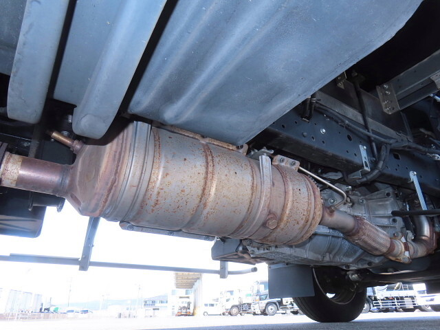 日野デュトロアルミバン小型（2t・3t）[写真13]