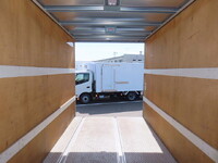 日野デュトロアルミバン小型（2t・3t）[写真34]