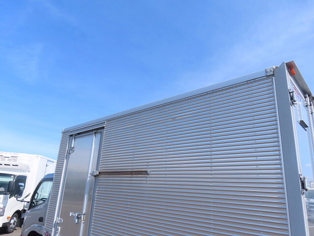 日野デュトロアルミバン小型（2t・3t）[写真36]