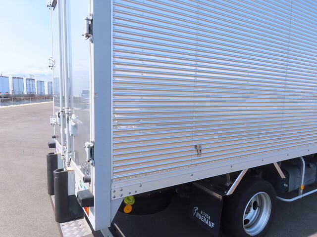 日野デュトロアルミバン小型（2t・3t）[写真37]