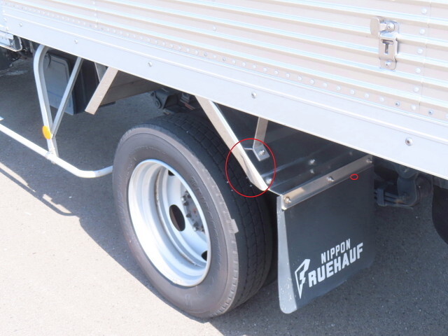 日野デュトロアルミバン小型（2t・3t）[写真38]