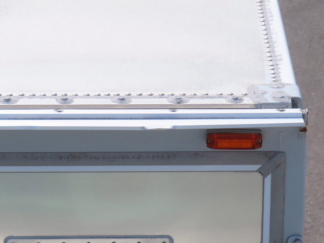 日野デュトロアルミバン小型（2t・3t）[写真08]