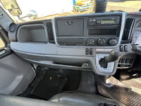 三菱ふそうキャンター平ボディ小型（2t・3t）[写真35]