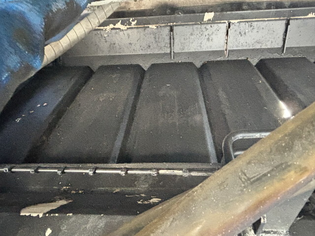 いすゞエルフパッカー車（塵芥車）小型（2t・3t）[写真13]