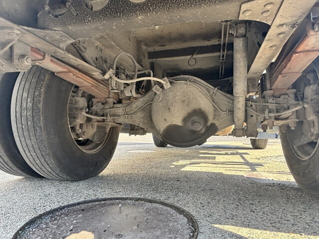 いすゞエルフパッカー車（塵芥車）小型（2t・3t）[写真17]