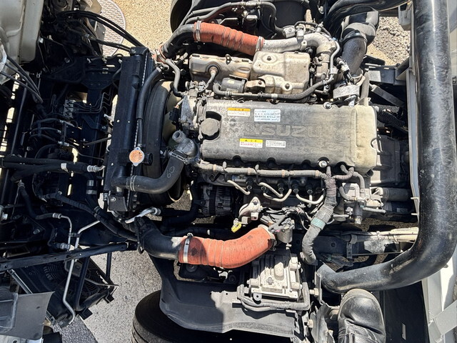 いすゞエルフパッカー車（塵芥車）小型（2t・3t）[写真25]