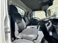 いすゞエルフパッカー車（塵芥車）小型（2t・3t）[写真32]