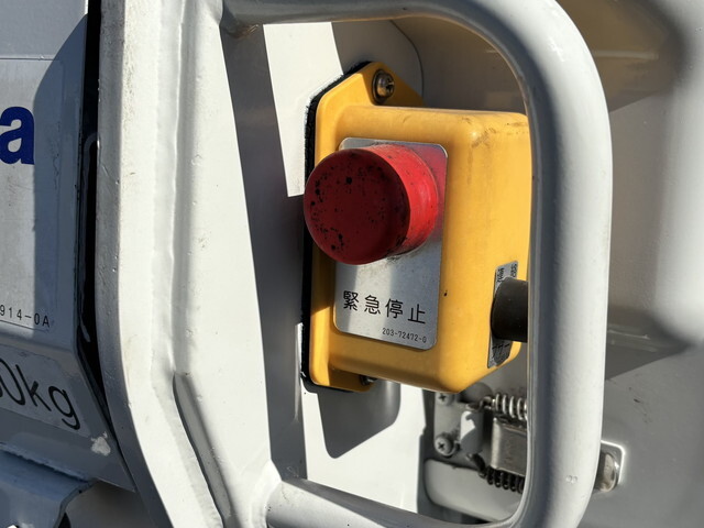 いすゞエルフパッカー車（塵芥車）小型（2t・3t）[写真09]