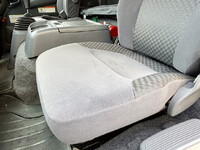 いすゞフォワードアルミウイング中型（4t）[写真16]