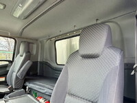 いすゞフォワードアルミウイング中型（4t）[写真17]