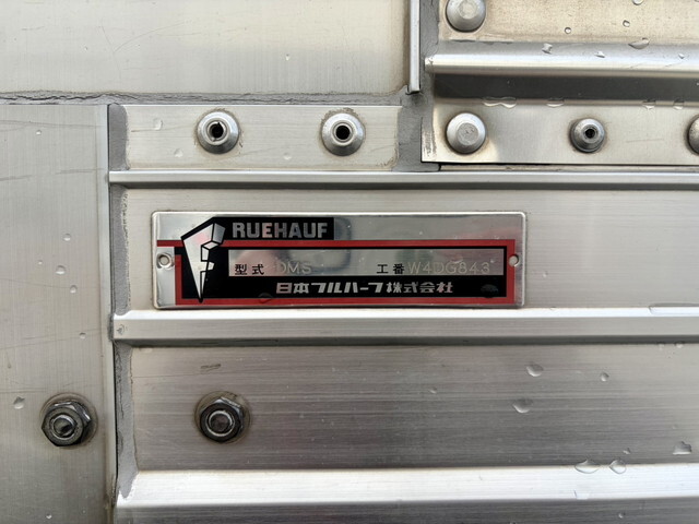 いすゞフォワードアルミウイング中型（4t）[写真24]