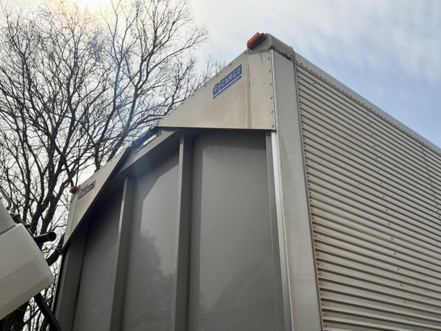 いすゞフォワードアルミウイング中型（4t）[写真25]