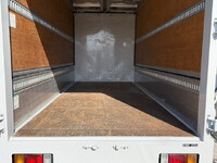 いすゞエルフアルミウイング小型（2t・3t）[写真12]