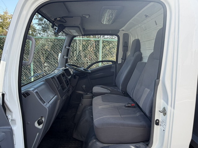 いすゞエルフアルミウイング小型（2t・3t）[写真22]