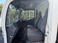 いすゞエルフアルミウイング小型（2t・3t）[写真23]