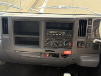 いすゞエルフアルミウイング小型（2t・3t）[写真38]