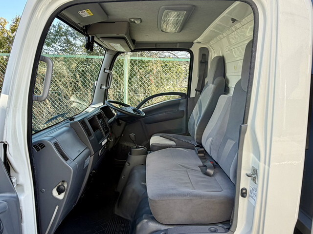 マツダタイタンアルミウイング小型（2t・3t）[写真11]