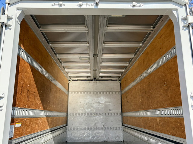 マツダタイタンアルミウイング小型（2t・3t）[写真16]