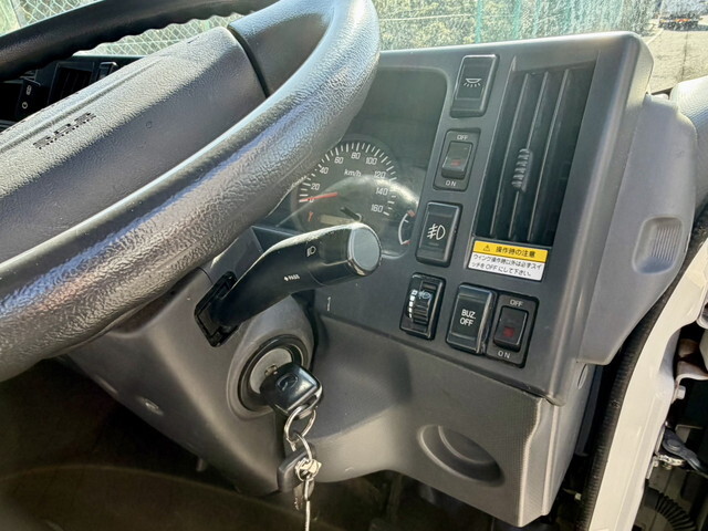 マツダタイタンアルミウイング小型（2t・3t）[写真34]