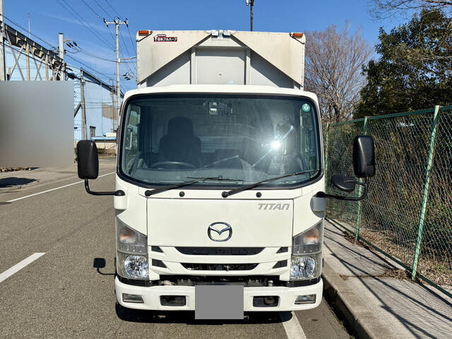 マツダタイタンアルミウイング小型（2t・3t）[写真05]