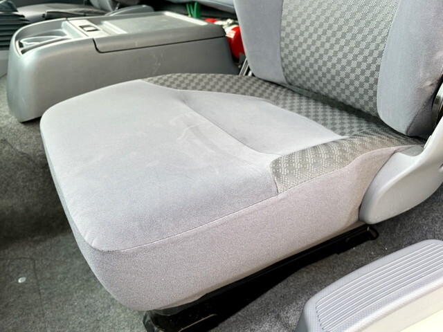 いすゞフォワードアルミウイング中型（4t）[写真12]