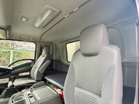 いすゞフォワードアルミウイング中型（4t）[写真14]