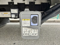 いすゞフォワードアルミウイング中型（4t）[写真26]