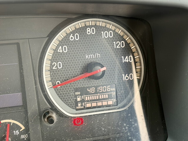 いすゞフォワードアルミウイング中型（4t）[写真31]