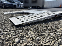 いすゞエルフセーフティローダー小型（2t・3t）[写真12]