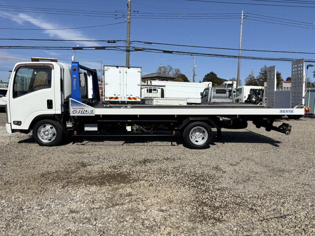 いすゞエルフセーフティローダー小型（2t・3t）[写真05]