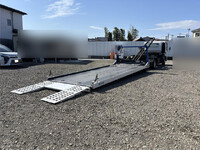 いすゞエルフセーフティローダー小型（2t・3t）[写真10]