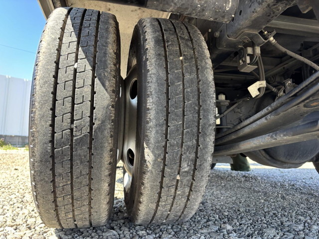 いすゞエルフアルミバン小型（2t・3t）[写真26]