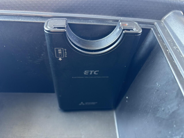 いすゞエルフアルミバン小型（2t・3t）[写真35]