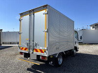 いすゞエルフアルミバン小型（2t・3t）[写真05]