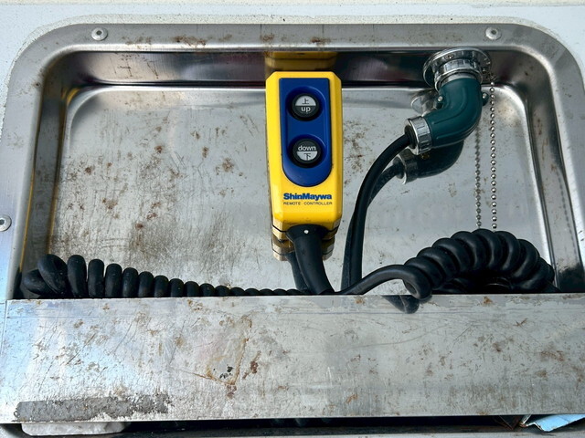 いすゞフォワード冷凍車（冷蔵車）中型（4t）[写真13]