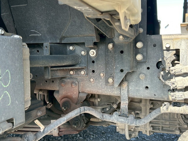 いすゞフォワード冷凍車（冷蔵車）中型（4t）[写真22]