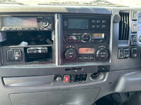 いすゞフォワード冷凍車（冷蔵車）中型（4t）[写真29]