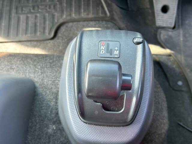 いすゞフォワード冷凍車（冷蔵車）中型（4t）[写真29]