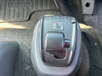 いすゞフォワード冷凍車（冷蔵車）中型（4t）[写真30]