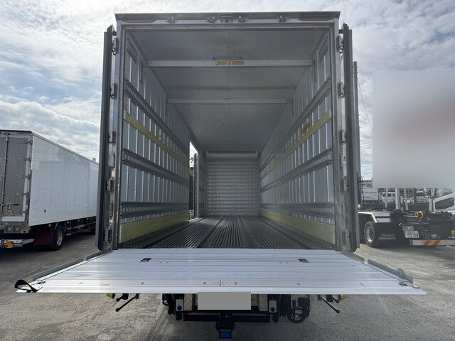 日野プロフィア保冷バン大型（10t）[写真13]