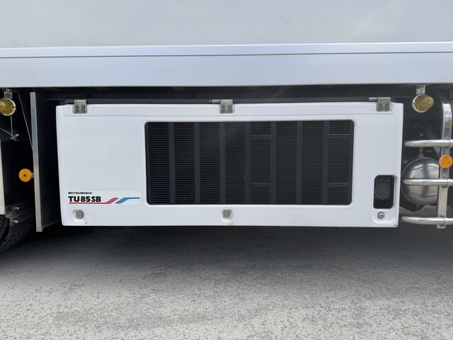 日野プロフィア保冷バン大型（10t）[写真25]