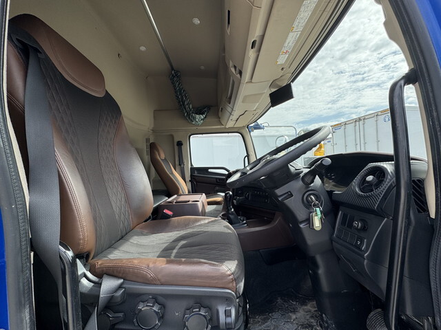 日野プロフィア保冷バン大型（10t）[写真27]