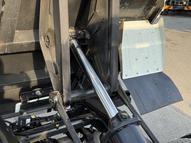 日産アトラスダンプ小型（2t・3t）[写真13]