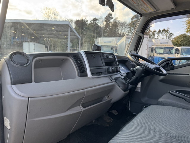 日産アトラスダンプ小型（2t・3t）[写真06]