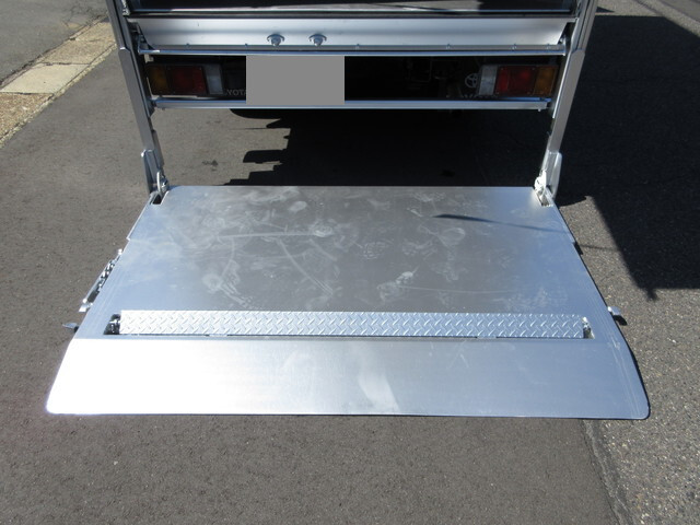 トヨタトヨエースパネルバン小型（2t・3t）[写真13]