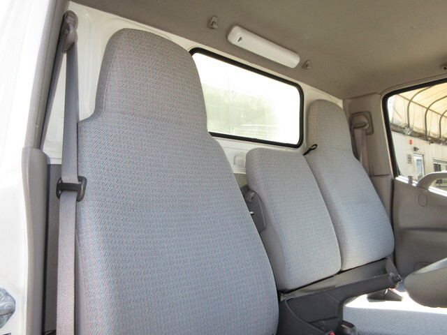 トヨタトヨエースパネルバン小型（2t・3t）[写真20]