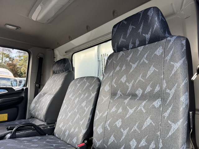 日野レンジャーダンプ中型（4t）[写真24]