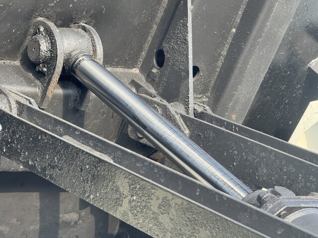 日野レンジャーダンプ中型（4t）[写真30]