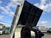 日野レンジャーダンプ中型（4t）[写真10]