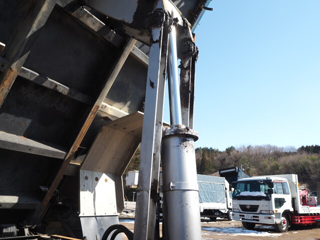 日野レンジャーダンプ増トン（6t・8t）[写真12]